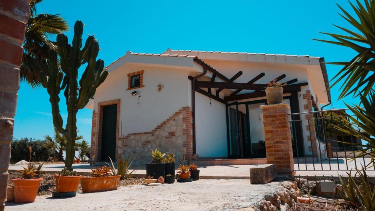 Il Casale Di Bovo Marina Villa Montallegro Exterior photo